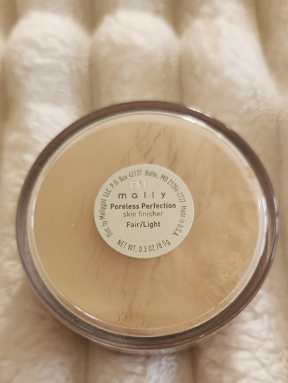 Mally Loose Setting Powder - Picture 2 of 4